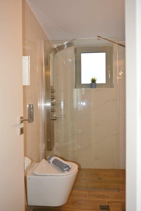 קיסאמוס Balos Residence Private Pool Seafront Seaview מראה חיצוני תמונה